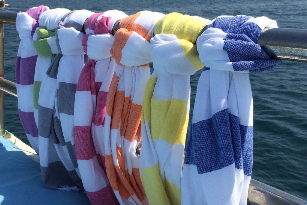 MONOGRAMMED BOLD Peshtemal-Pink Waters 
